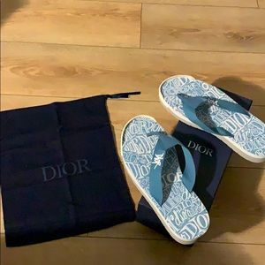 Men’s or women’s Dior sandals